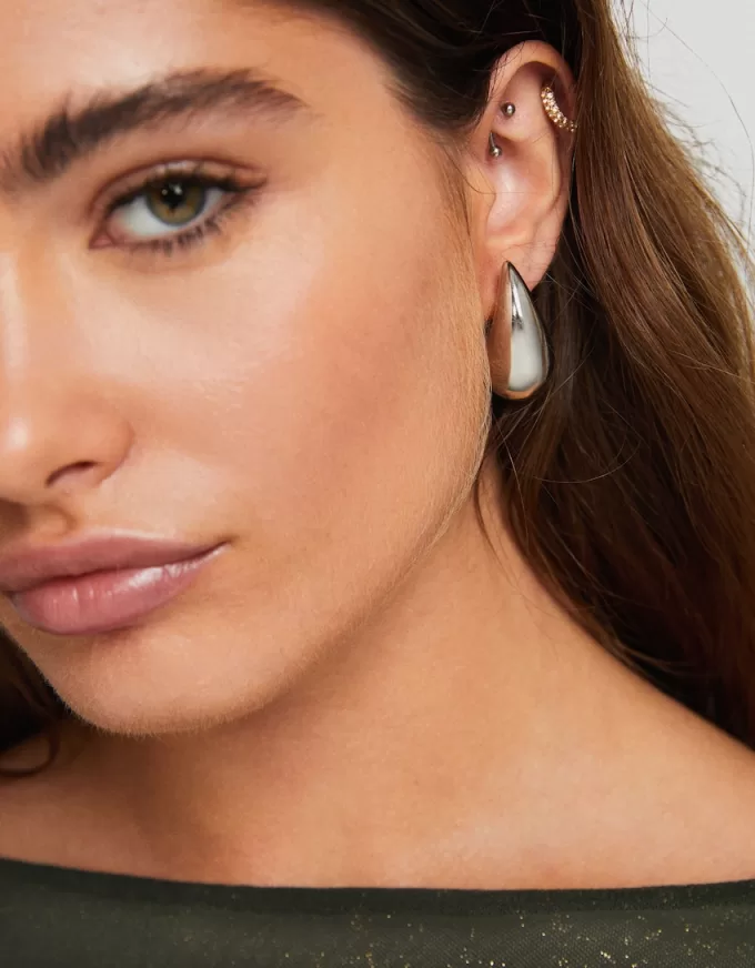 2-pack of droplet earrings