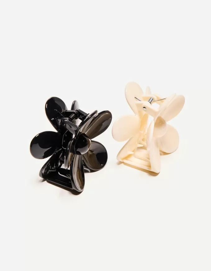 2-pack of flower hair clips 2-pack of flower hair clips