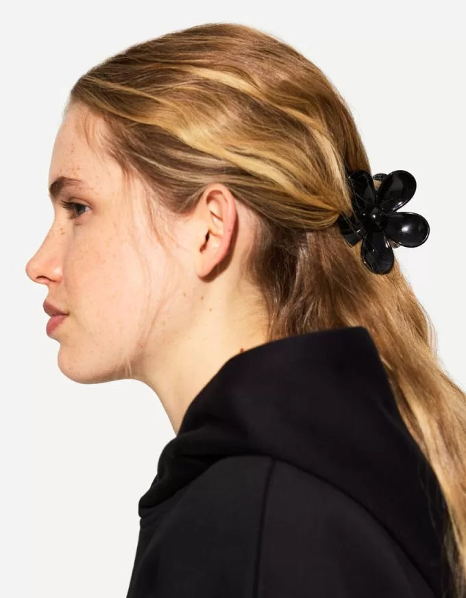 2-pack of flower hair clips 2-pack of flower hair clips