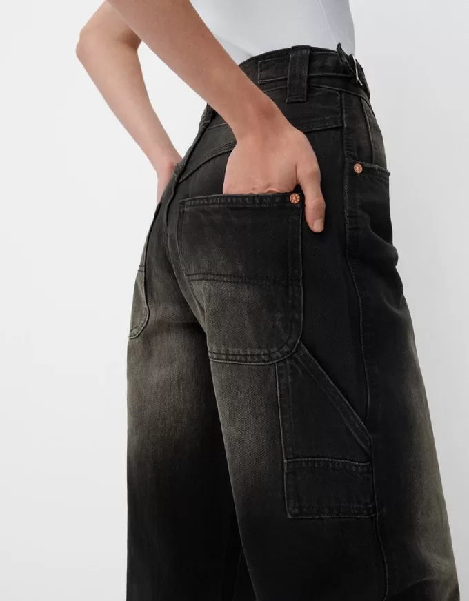 Adjustable balloon fit carpenter jeans