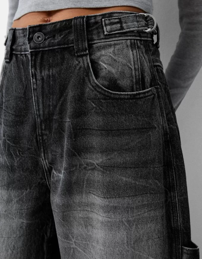 Adjustable balloon fit carpenter jeans