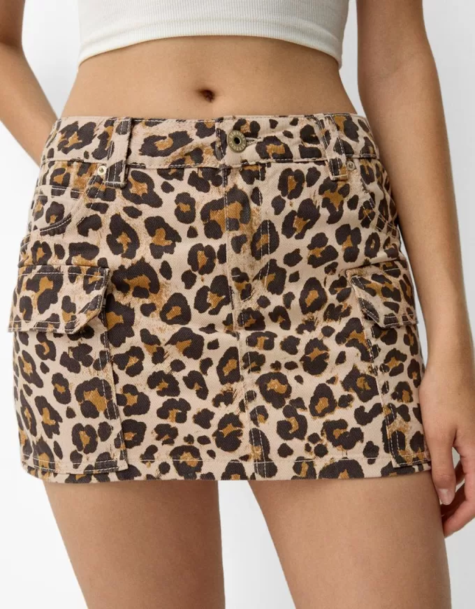 Animal print mini skirt Animal print mini skirt