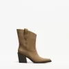 Asymmetric high-heel cowboy ankle boots Asymmetric high-heel cowboy ankle boots