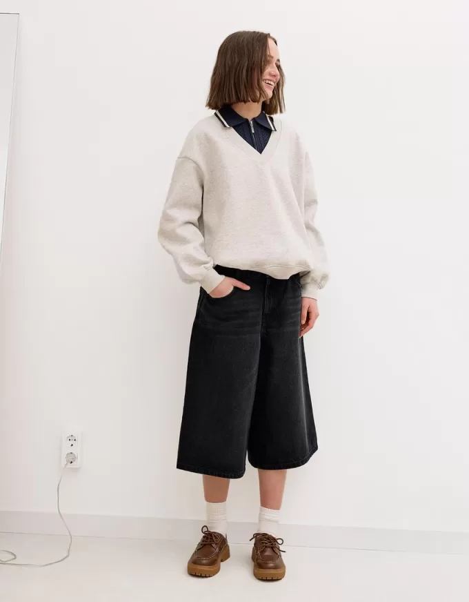 Baggy denim Bermuda shorts