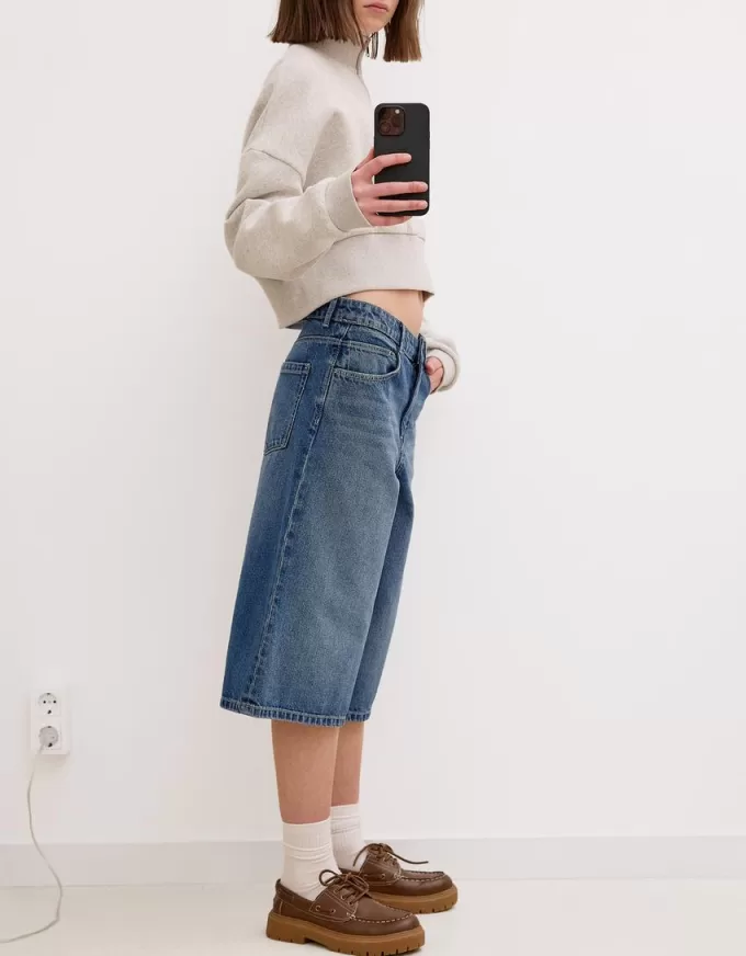 Baggy denim Bermuda shorts