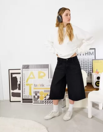 Baggy denim Bermuda shorts