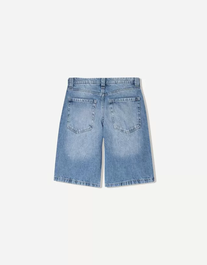 Baggy denim shorts