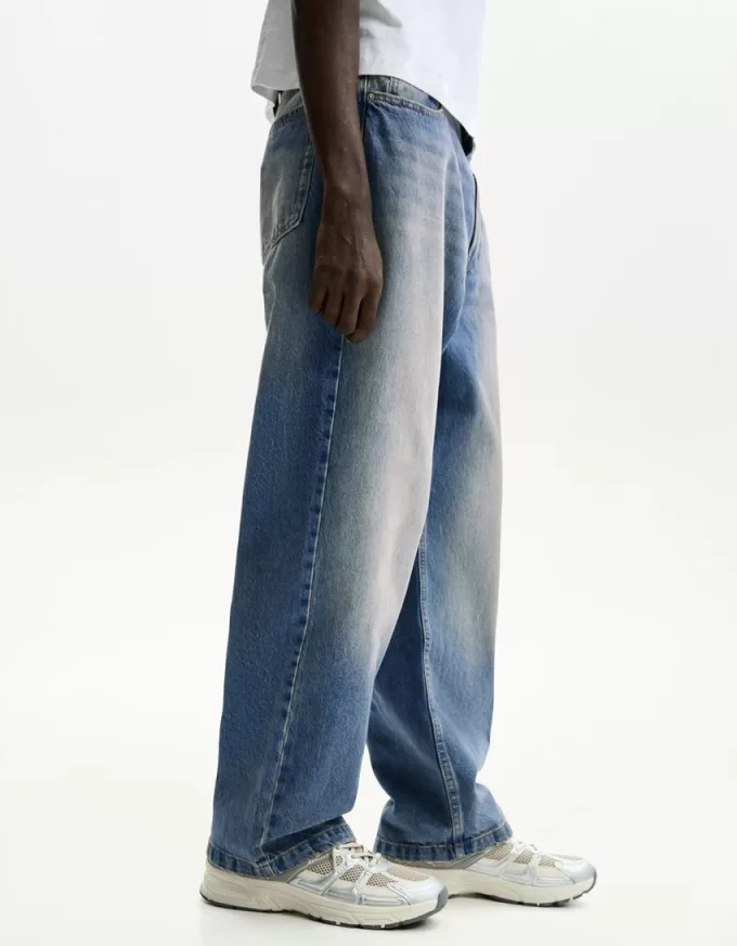 Baggy jeans