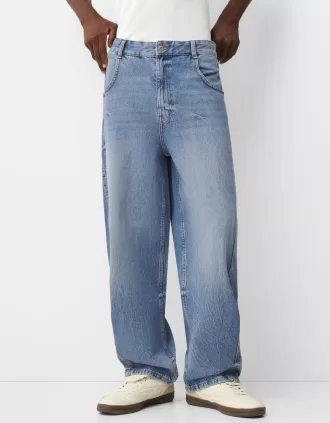 Baggy jeans with seam details