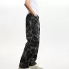 Baggy printed jeans