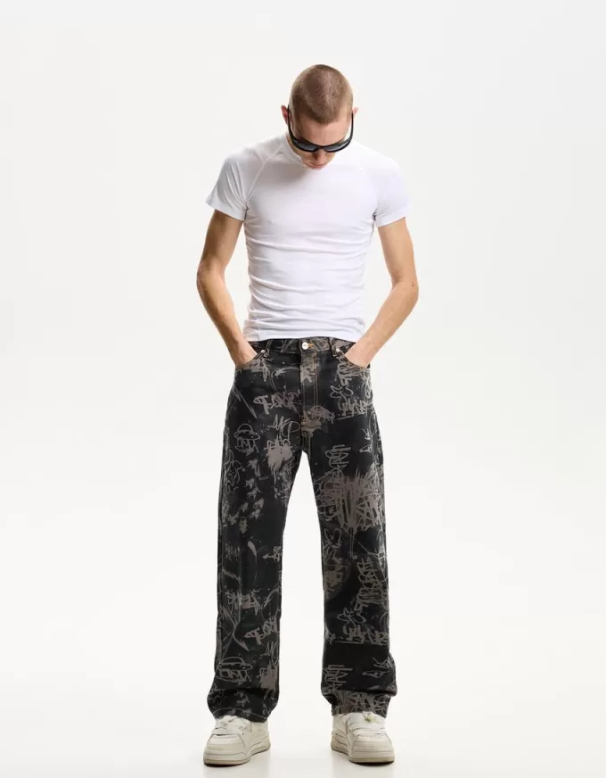 Baggy printed jeans