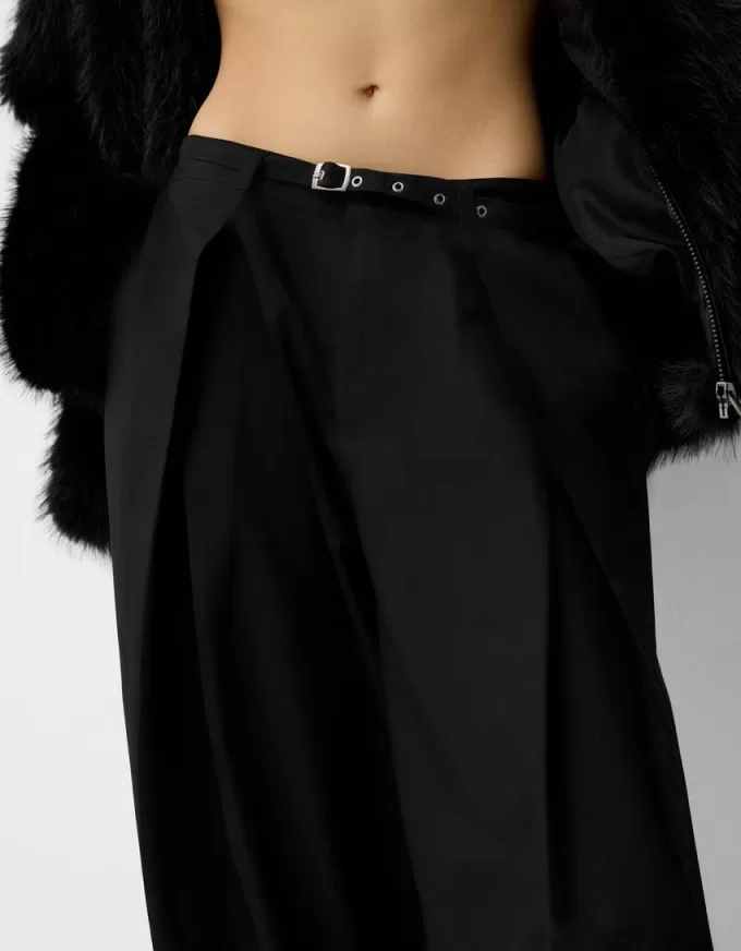 Balloon fit pants with belt