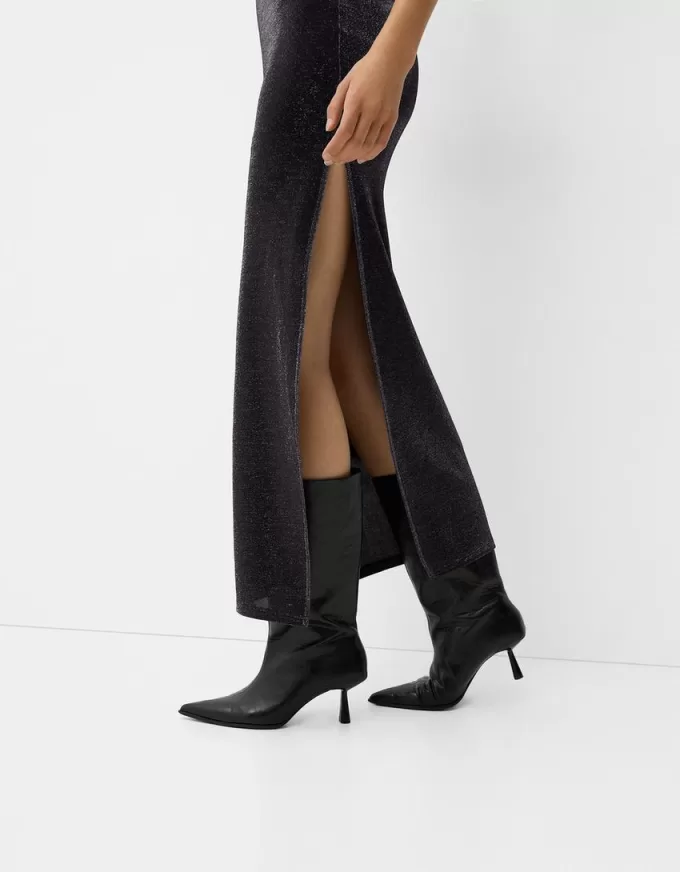 Bandeau neckline midi dress with metallic thread Bandeau neckline midi dress with metallic thread