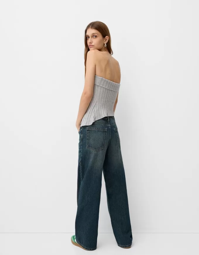 Bandeau top with side slit Bandeau top with side slit