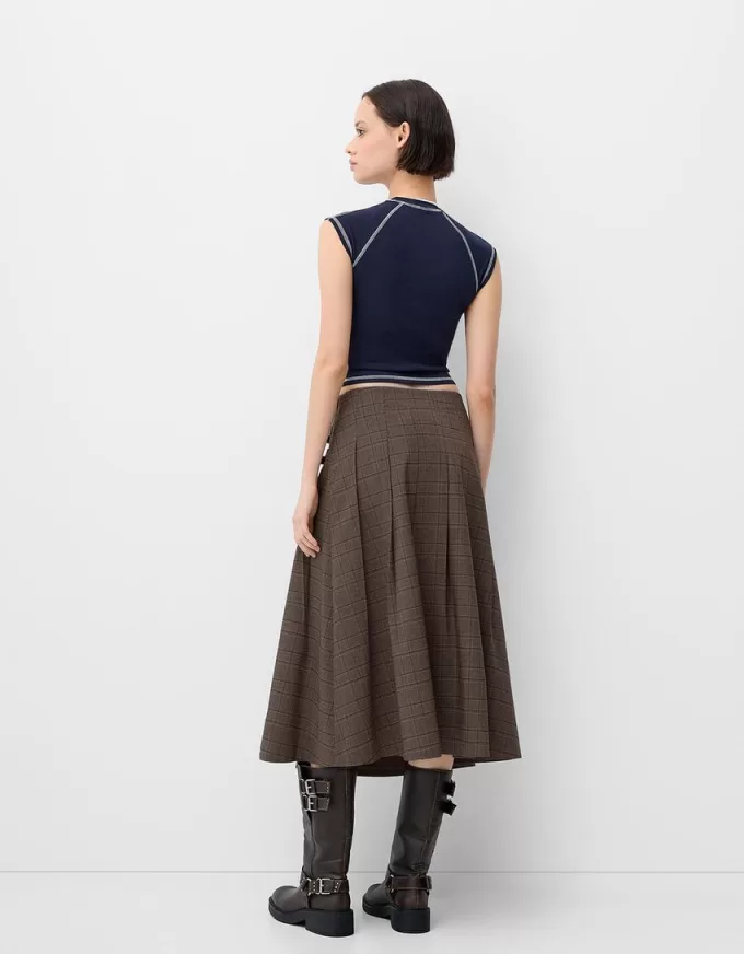 Box pleat midi skirt with a belt detail