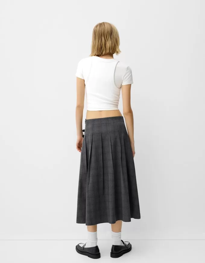 Box pleat midi skirt with a belt detail