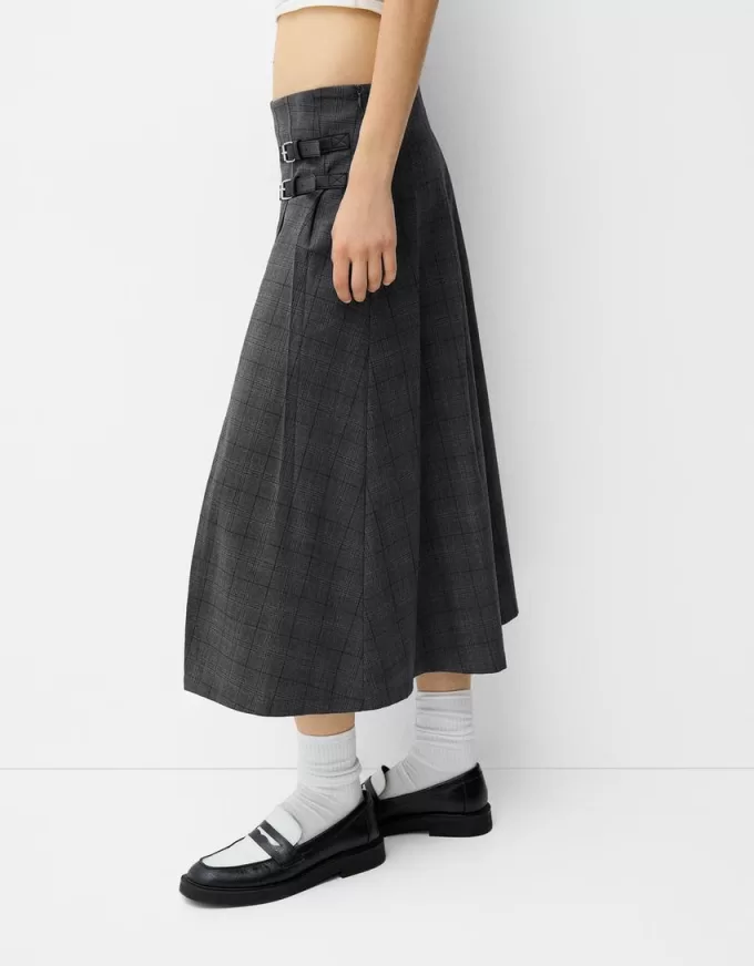 Box pleat midi skirt with a belt detail