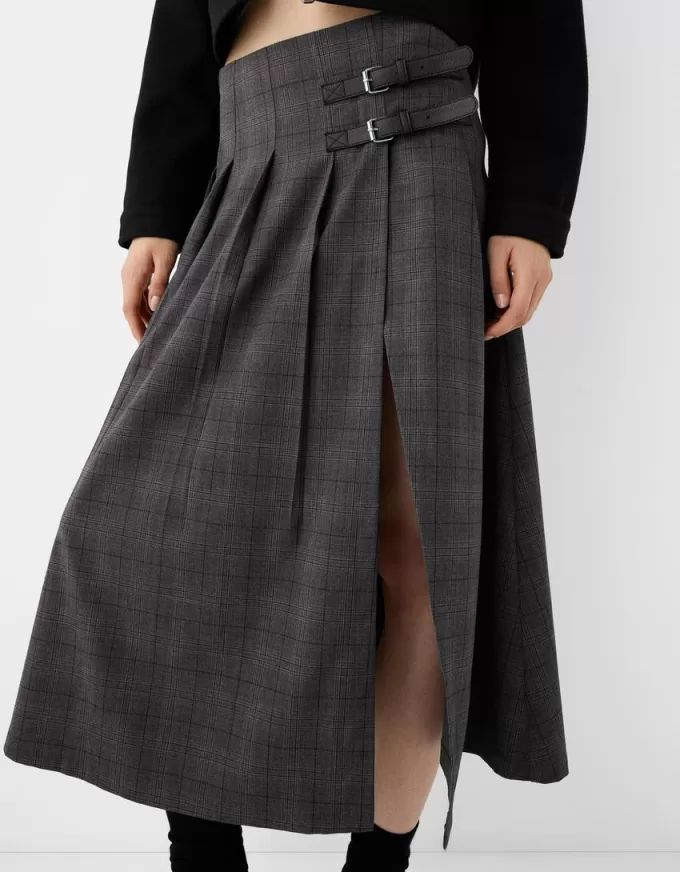 Box pleat midi skirt with a belt detail
