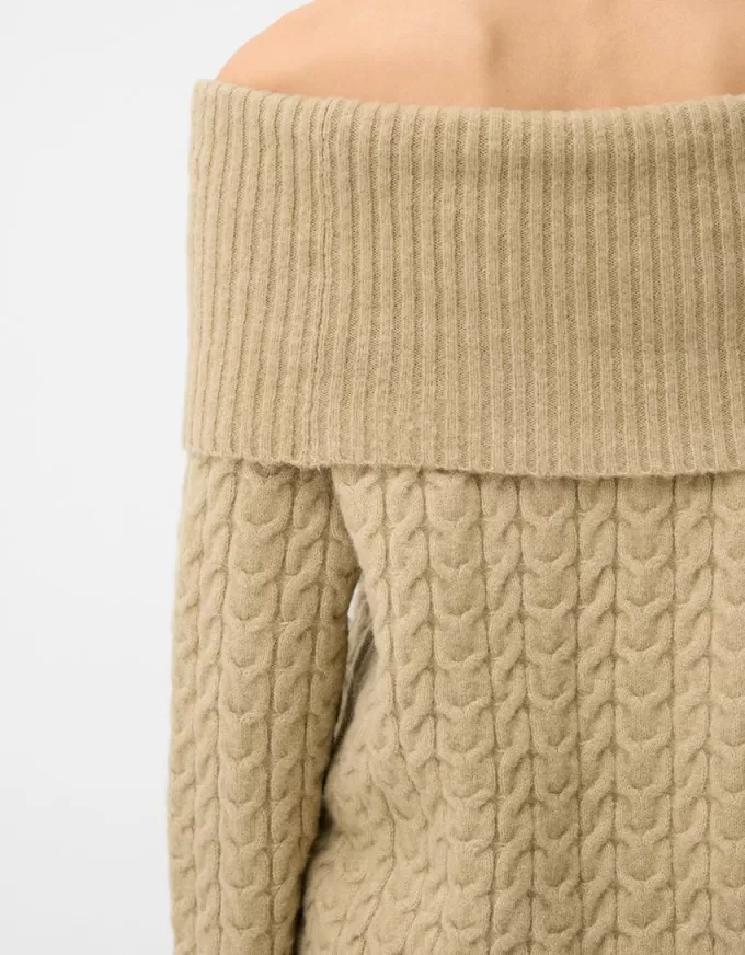 Cable-knit Bardot neckline sweater Cable-knit Bardot neckline sweater
