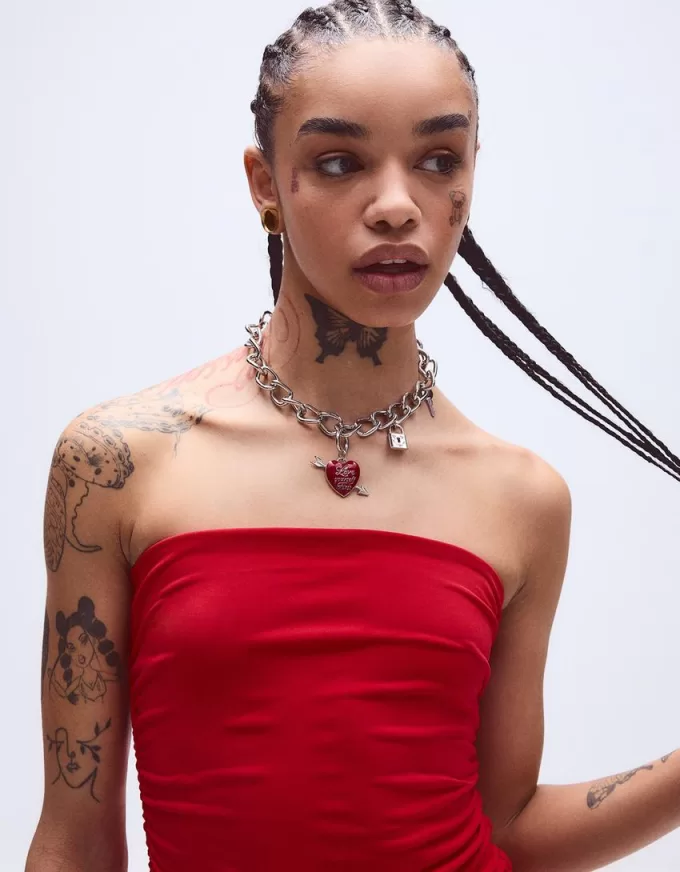 Chain necklace with pendant Chain necklace with pendant