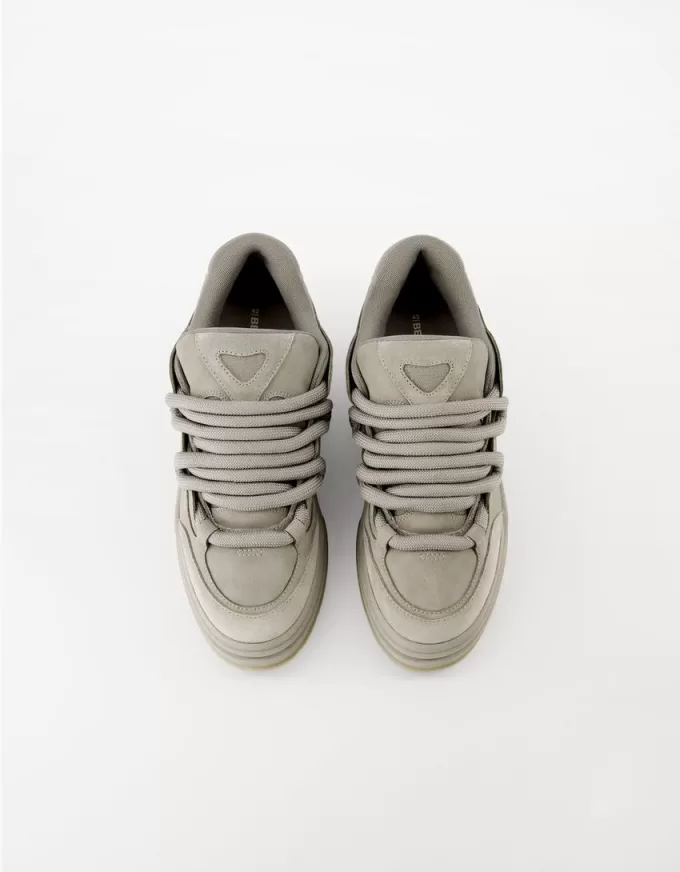 Chunky skater sneakers