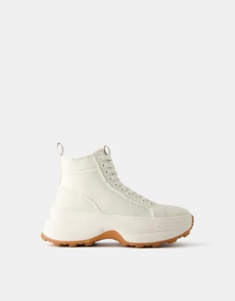 Chunky sole high-top sneakers