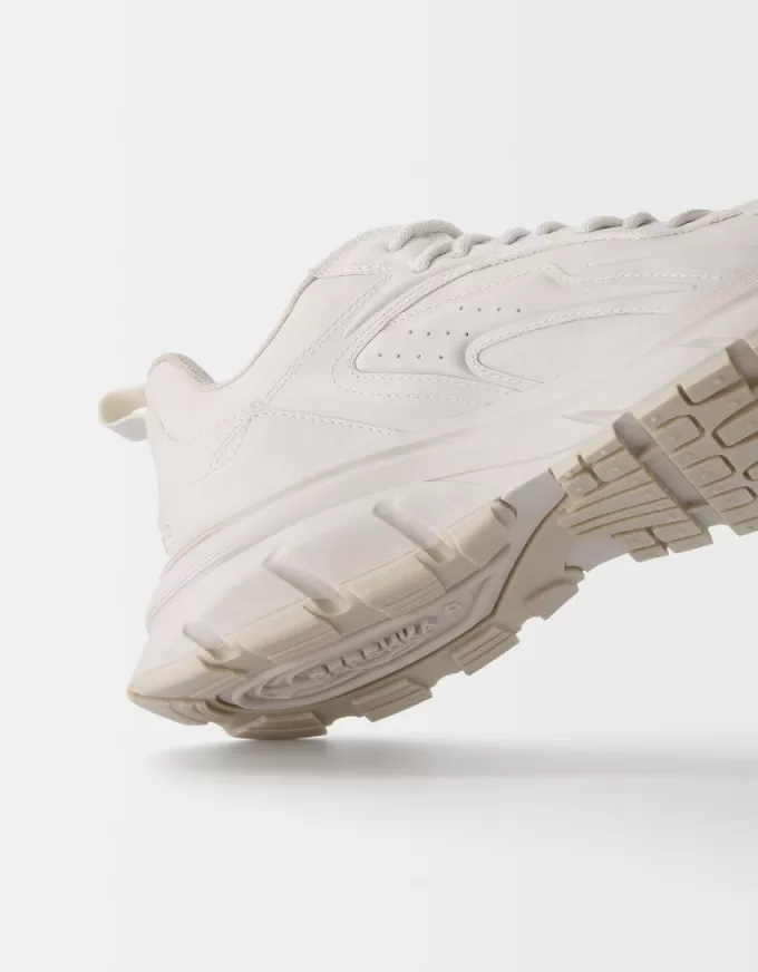 Chunky sole sneakers