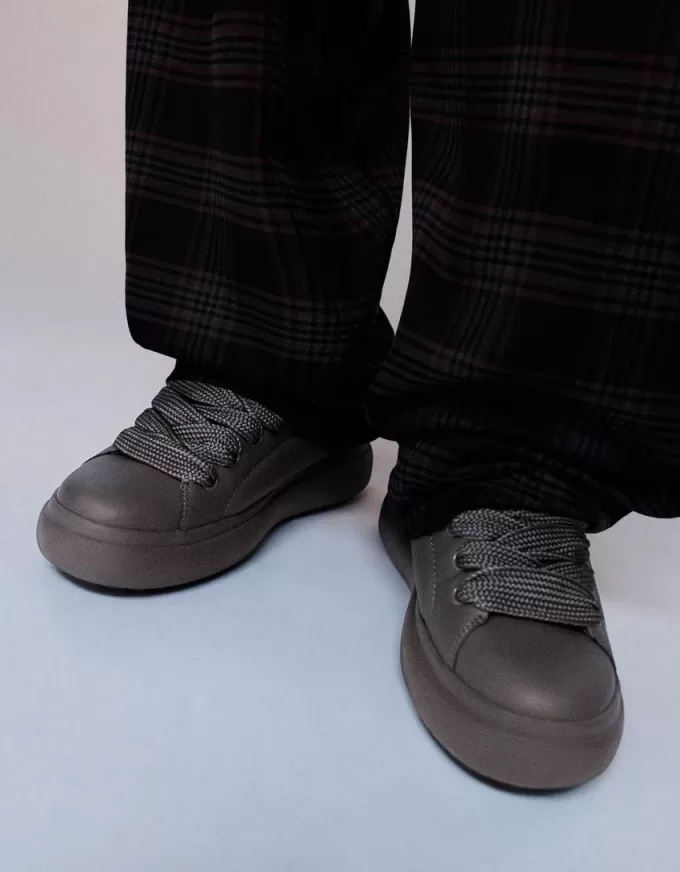 Chunky sole sneakers