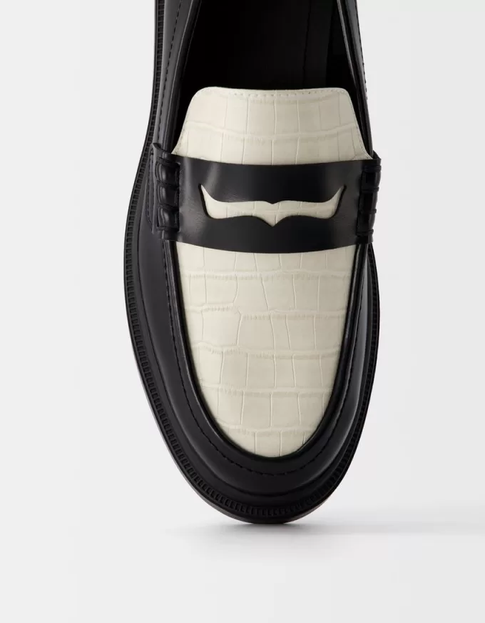 Contrast loafers