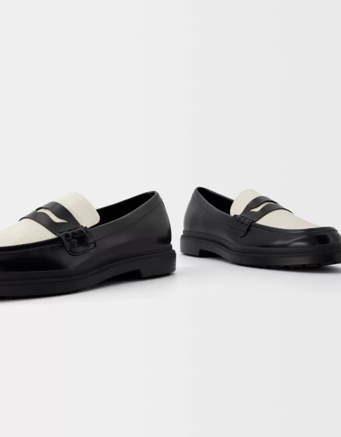 Contrast loafers
