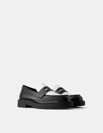 Contrast loafers