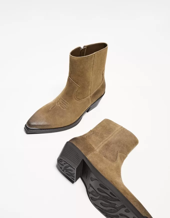 Cowboy ankle boots with metallic toe