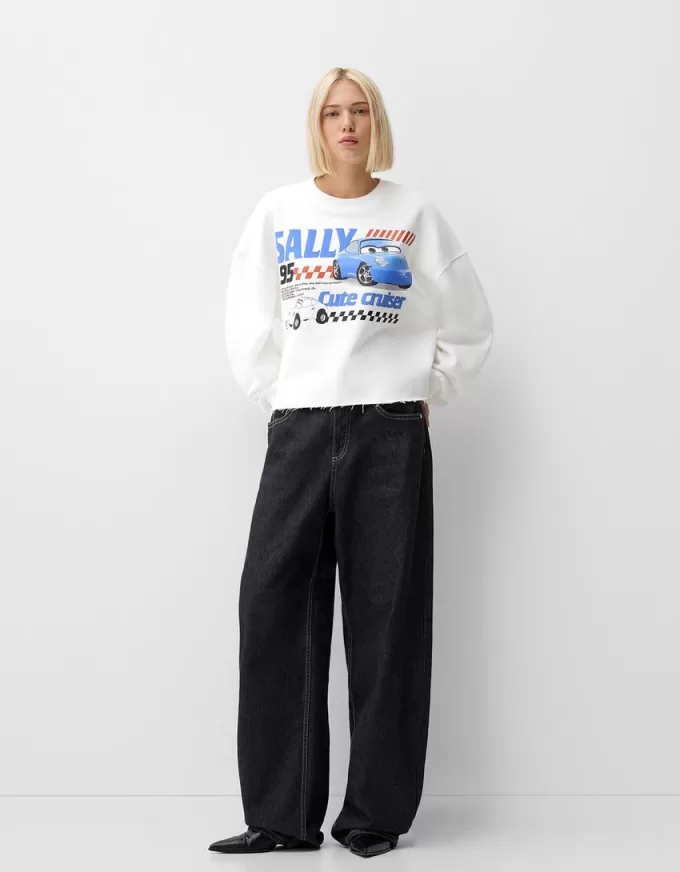 Cropped Cars sweatshirt