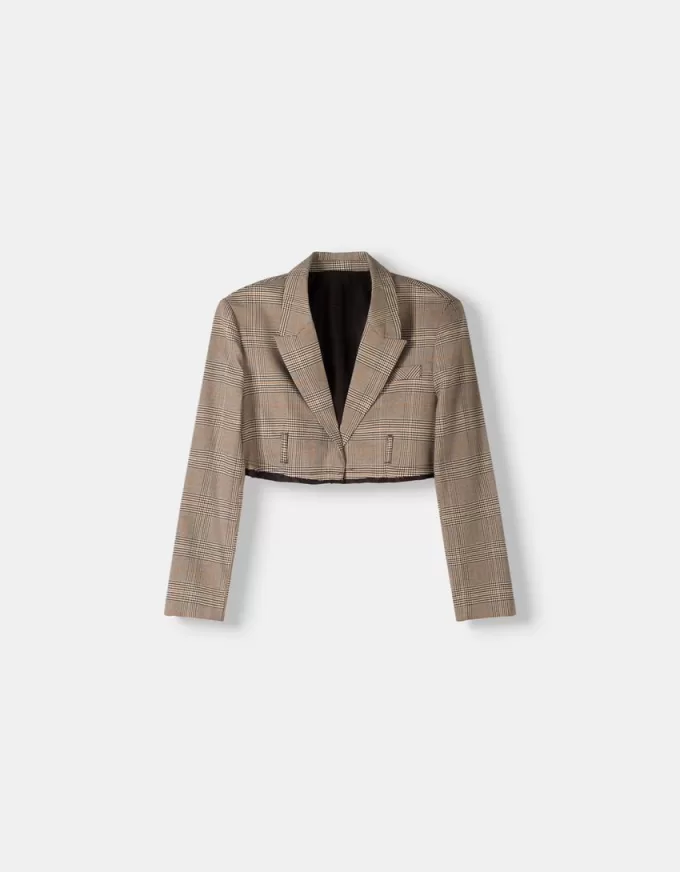 Cropped blazer with frayed hem