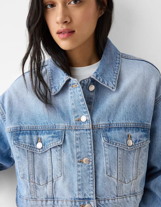 Cropped denim jacket