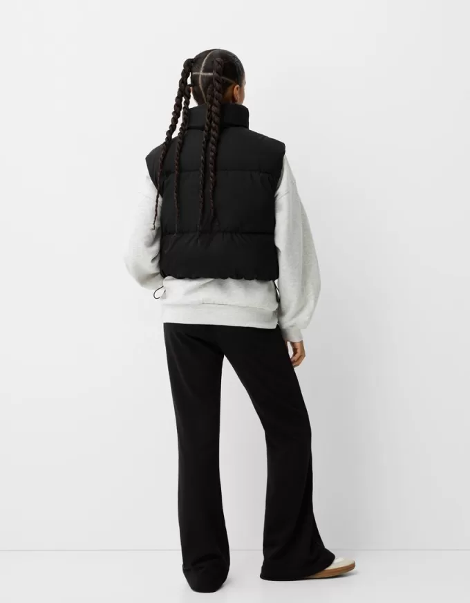 Cropped puffer vest