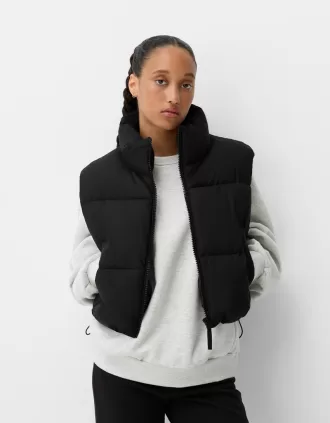 Cropped puffer vest