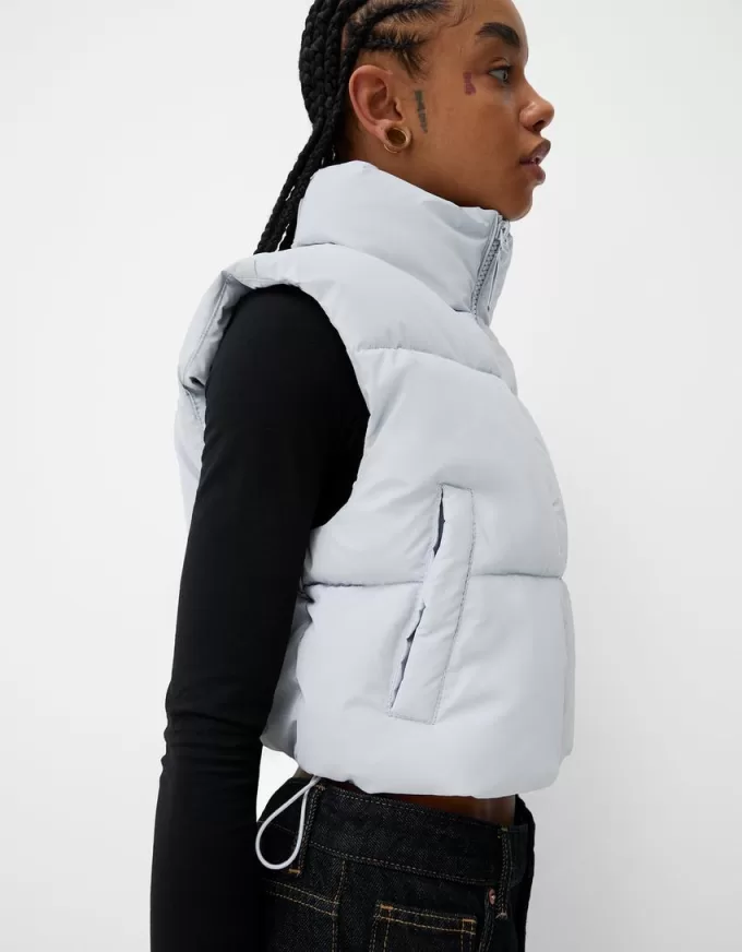 Cropped puffer vest