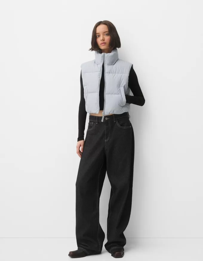 Cropped puffer vest