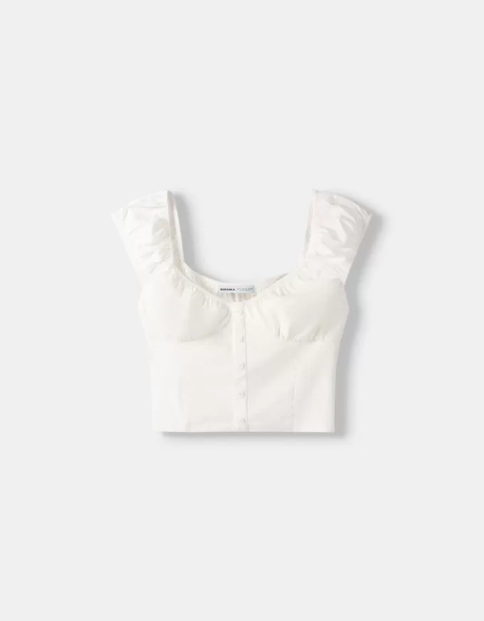 Cropped shirt with buttons