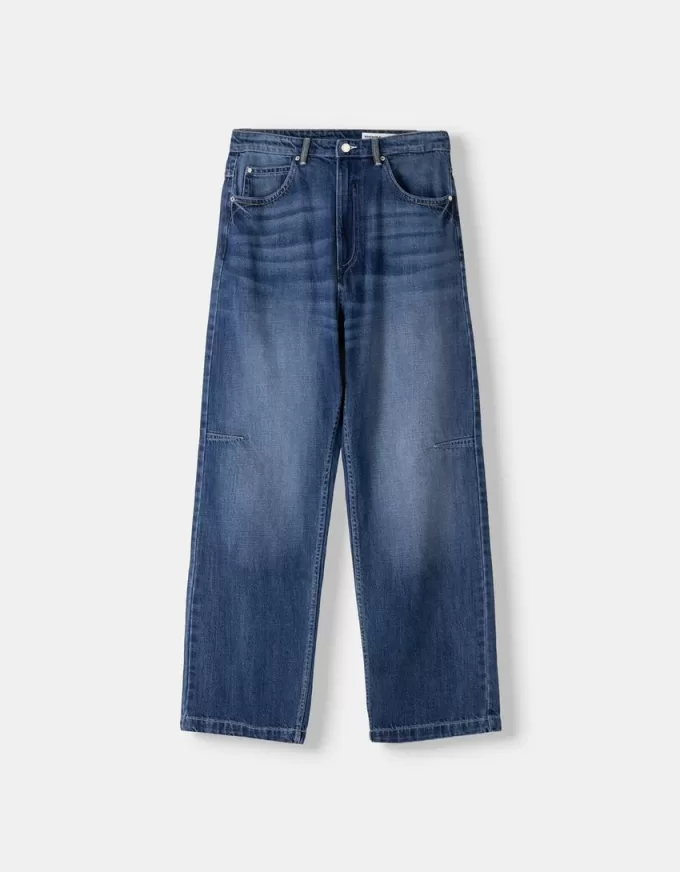 Embroidered baggy jeans