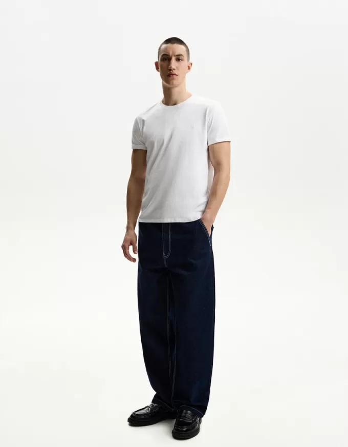 Embroidered short sleeve roll-up T-shirt