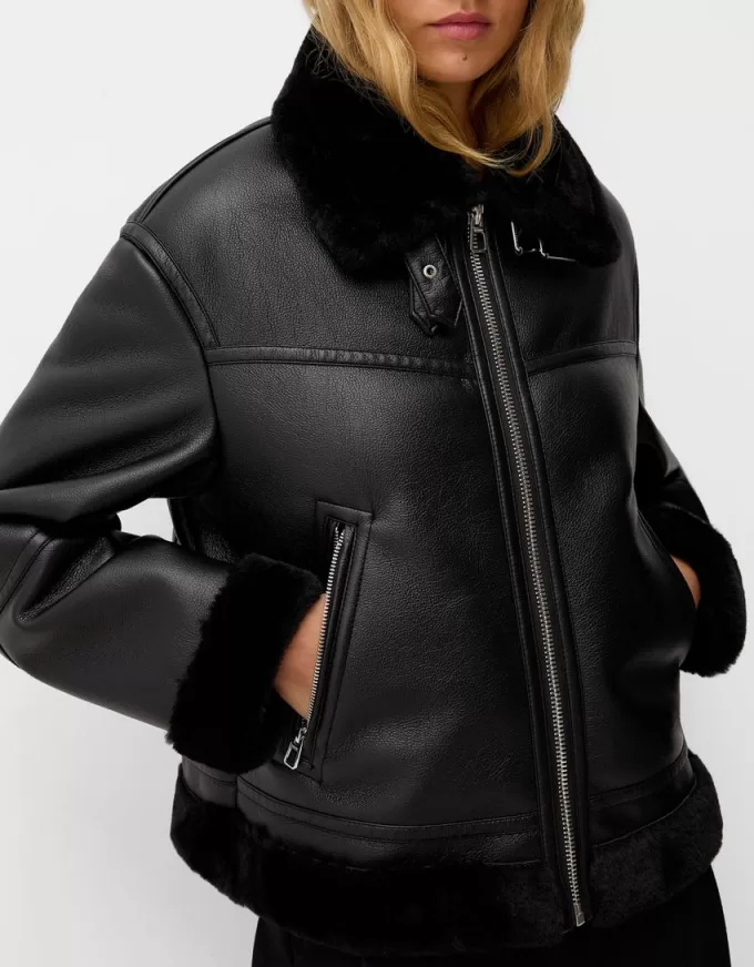 Faux fur double-faced jacket