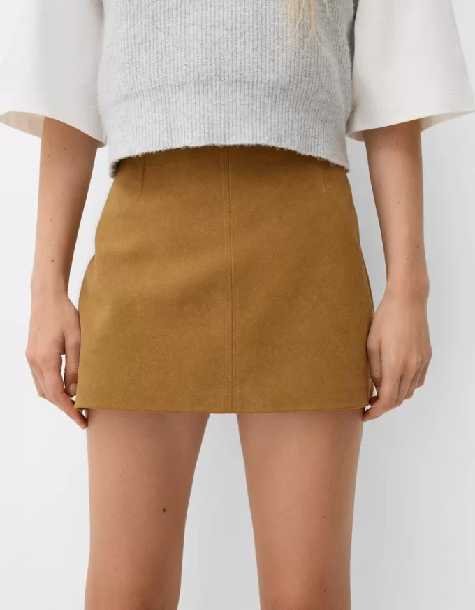 Faux suede mini skirt Faux suede mini skirt