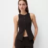 Fitted buttoned vest Fitted buttoned vest
