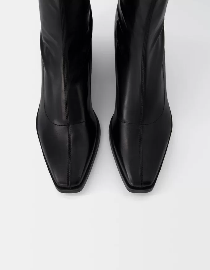 Fitted high-heel cowboy ankle boots