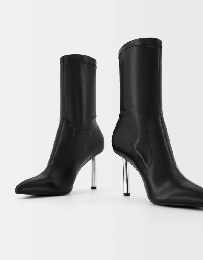 Fitted metallic high-heel ankle boots Fitted metallic high-heel ankle boots