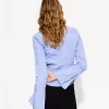 Fitted shirt with flared sleeves Fitted shirt with flared sleeves