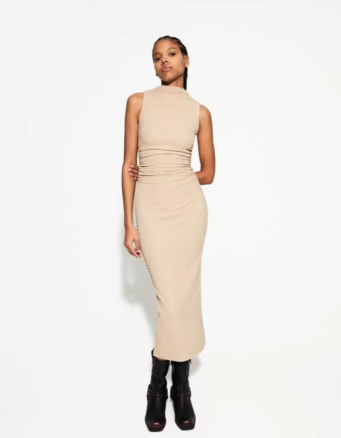 Fitted textured midi dress Fitted textured midi dress