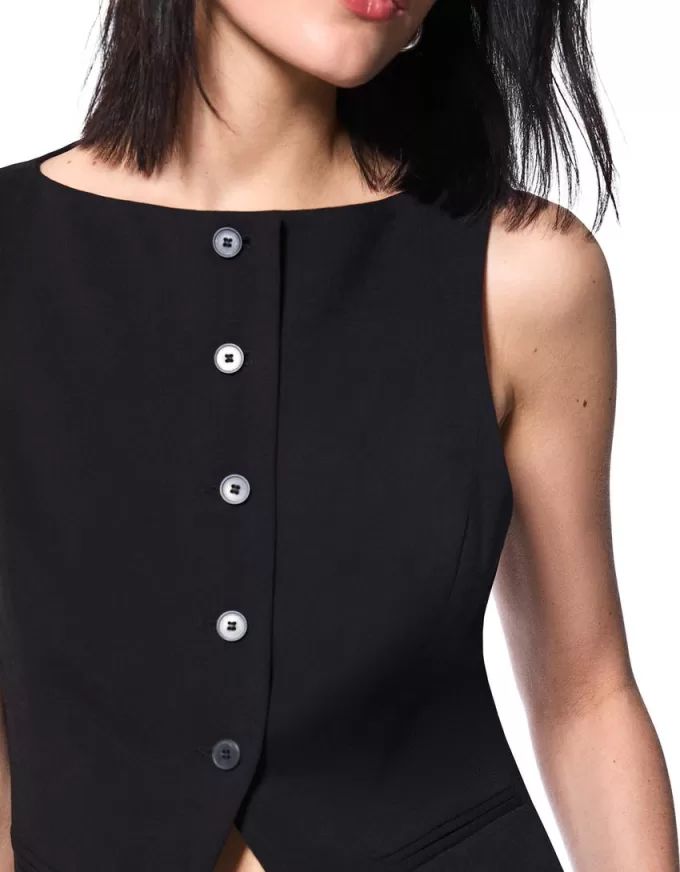 Fitted vest Fitted vest